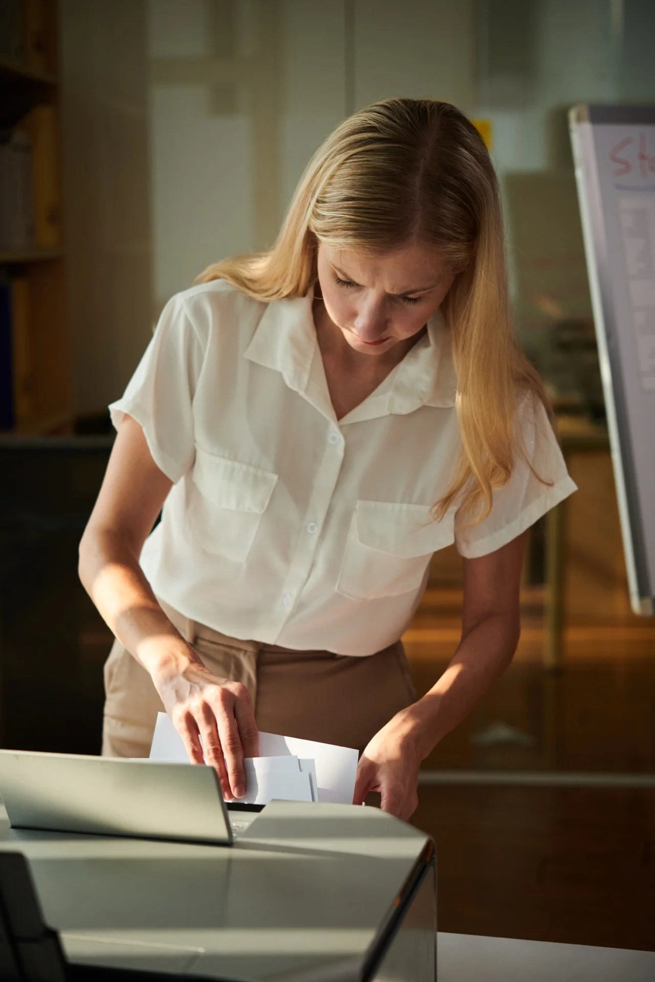 Comment réduire vos coûts d'impression de 30% en entreprise